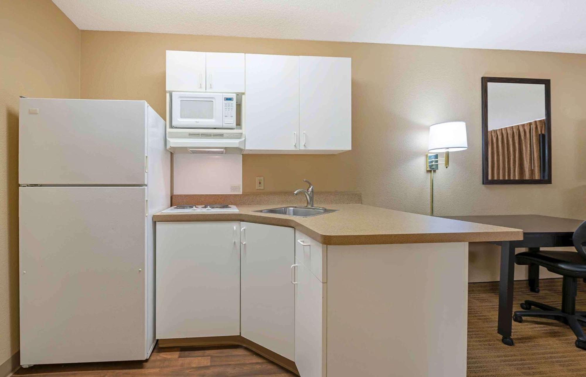 Extended Stay America Select Suites - Columbus - Уортингтон Экстерьер фото