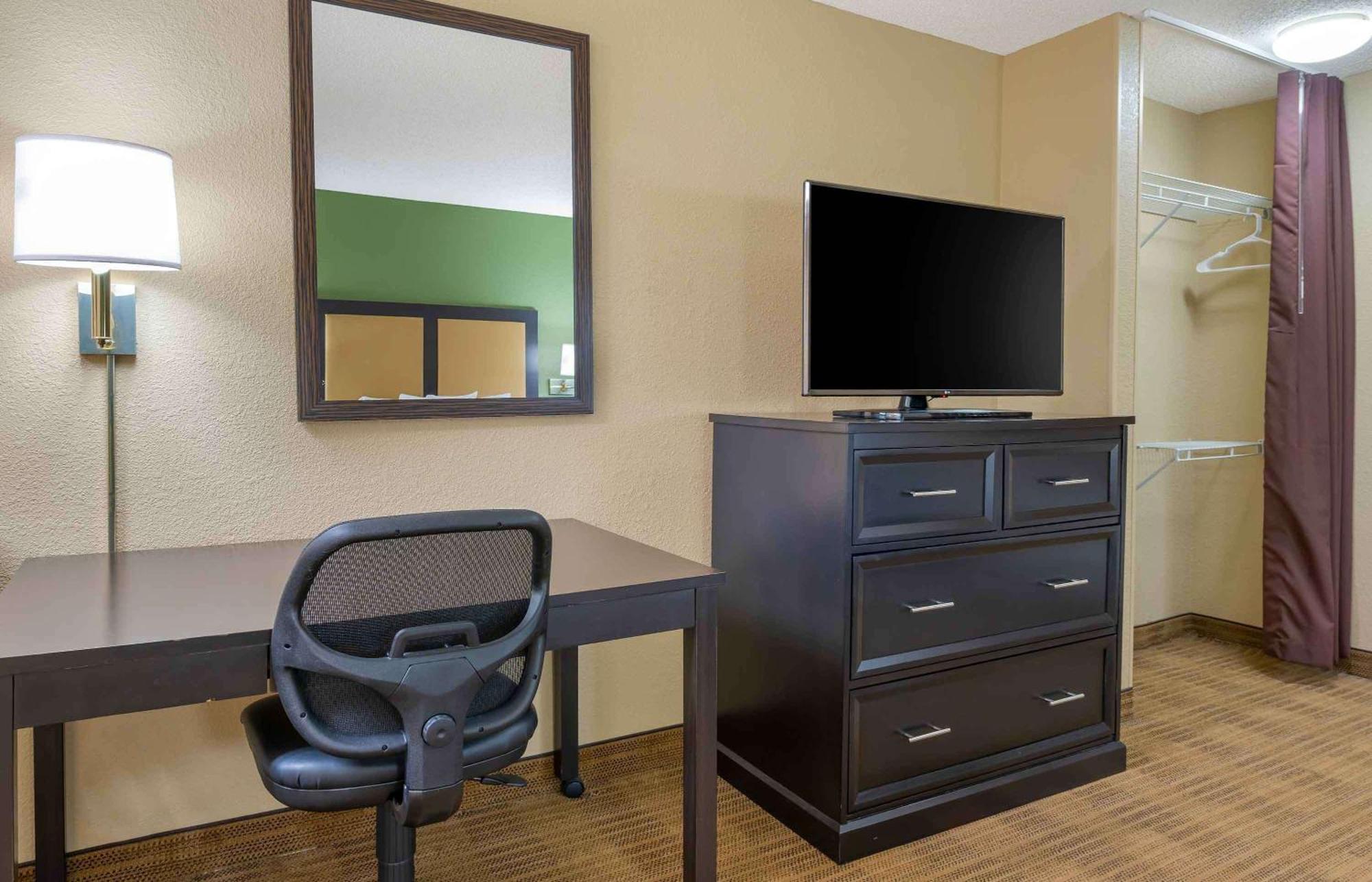 Extended Stay America Select Suites - Columbus - Уортингтон Экстерьер фото